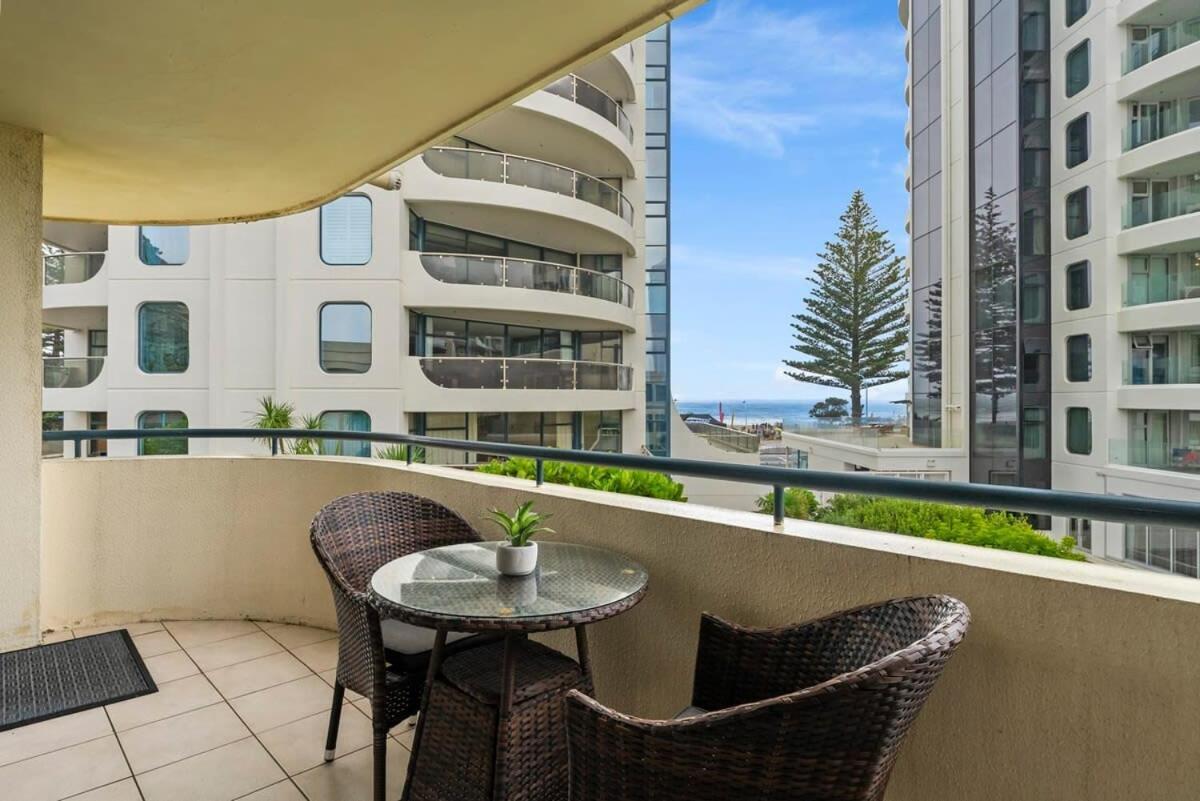Beach Views At Oceanside Mount Maunganui Exteriör bild